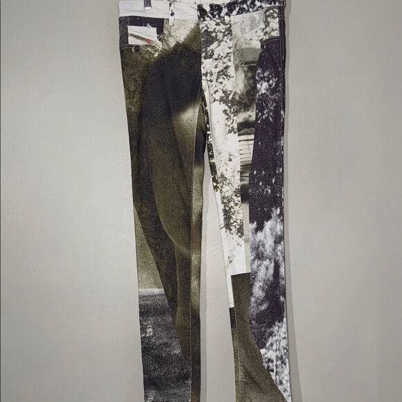 Women's Diesel Livier Super Slim Jegging Low Waist Pant Printed 31 - Picture 1 of 12